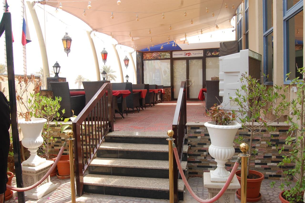 Al Amwaj Hotel Sharjah Eksteriør billede