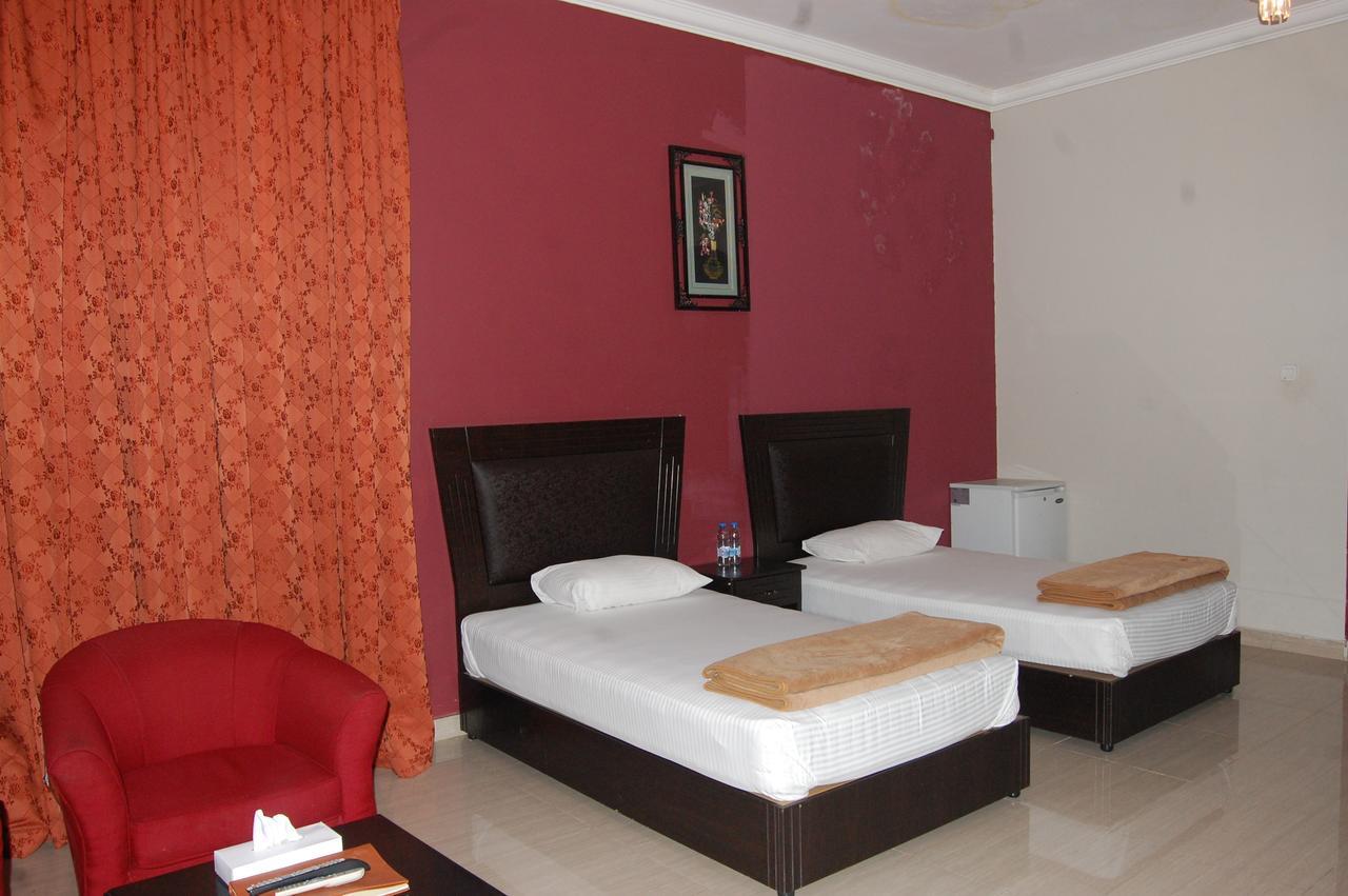Al Amwaj Hotel Sharjah Eksteriør billede