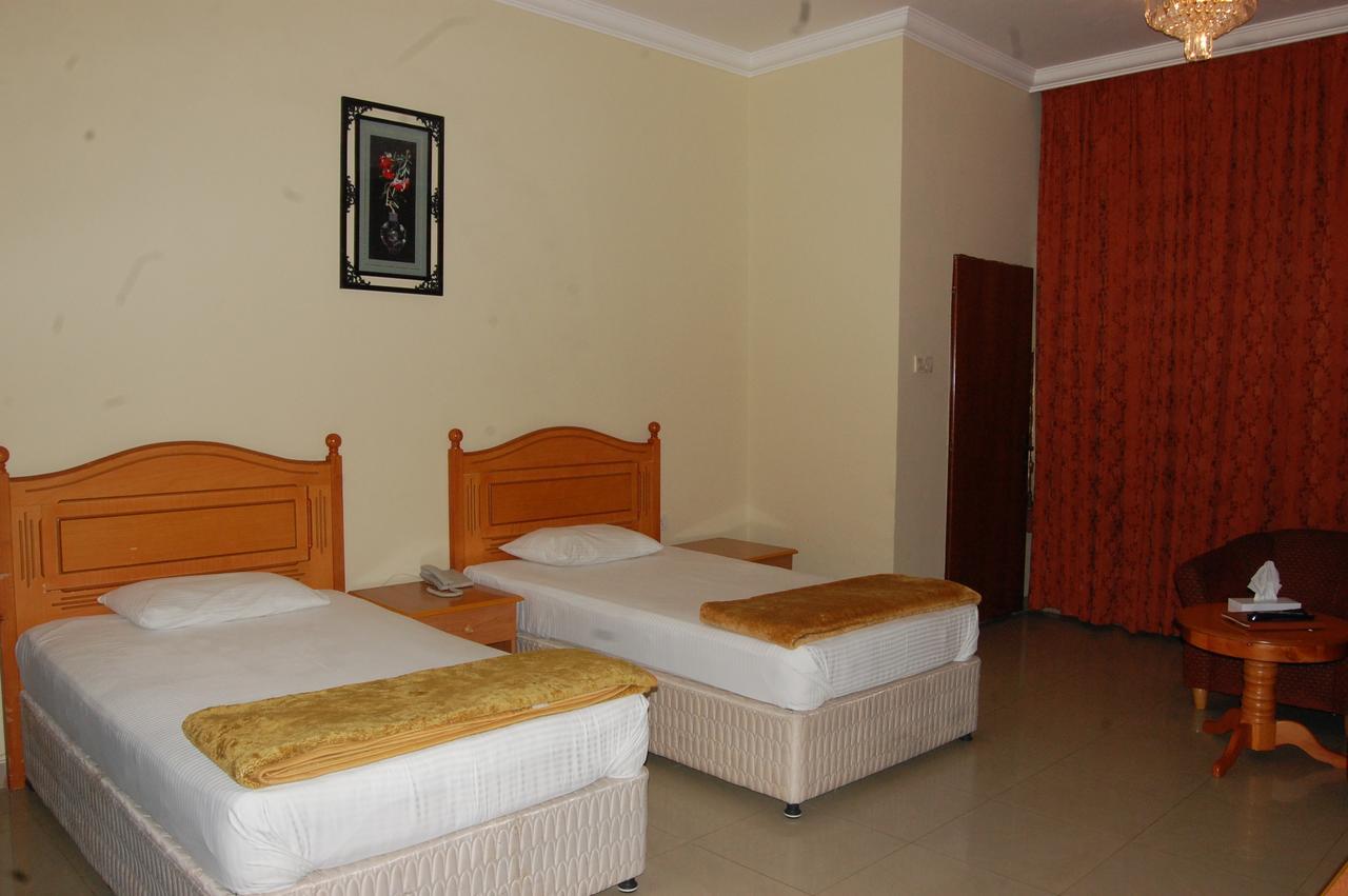Al Amwaj Hotel Sharjah Eksteriør billede