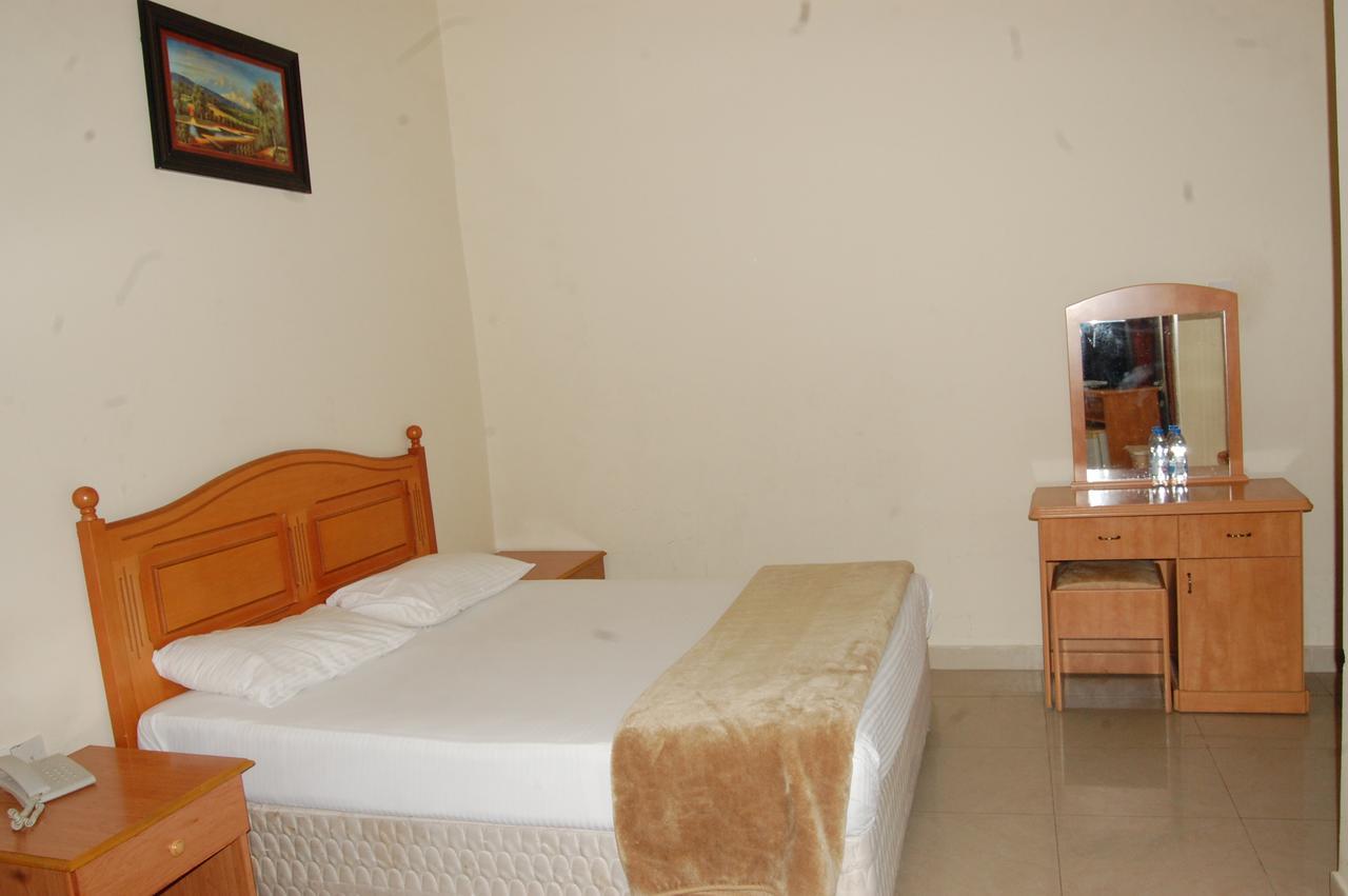 Al Amwaj Hotel Sharjah Eksteriør billede